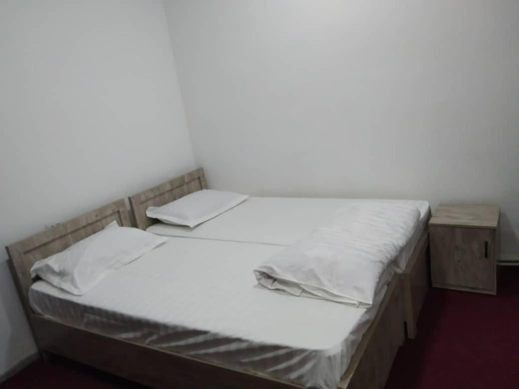 Hotel Nehal Kamal Tasjkent Exteriör bild